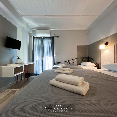 Achilleion Hotel Skyros Exteriör bild